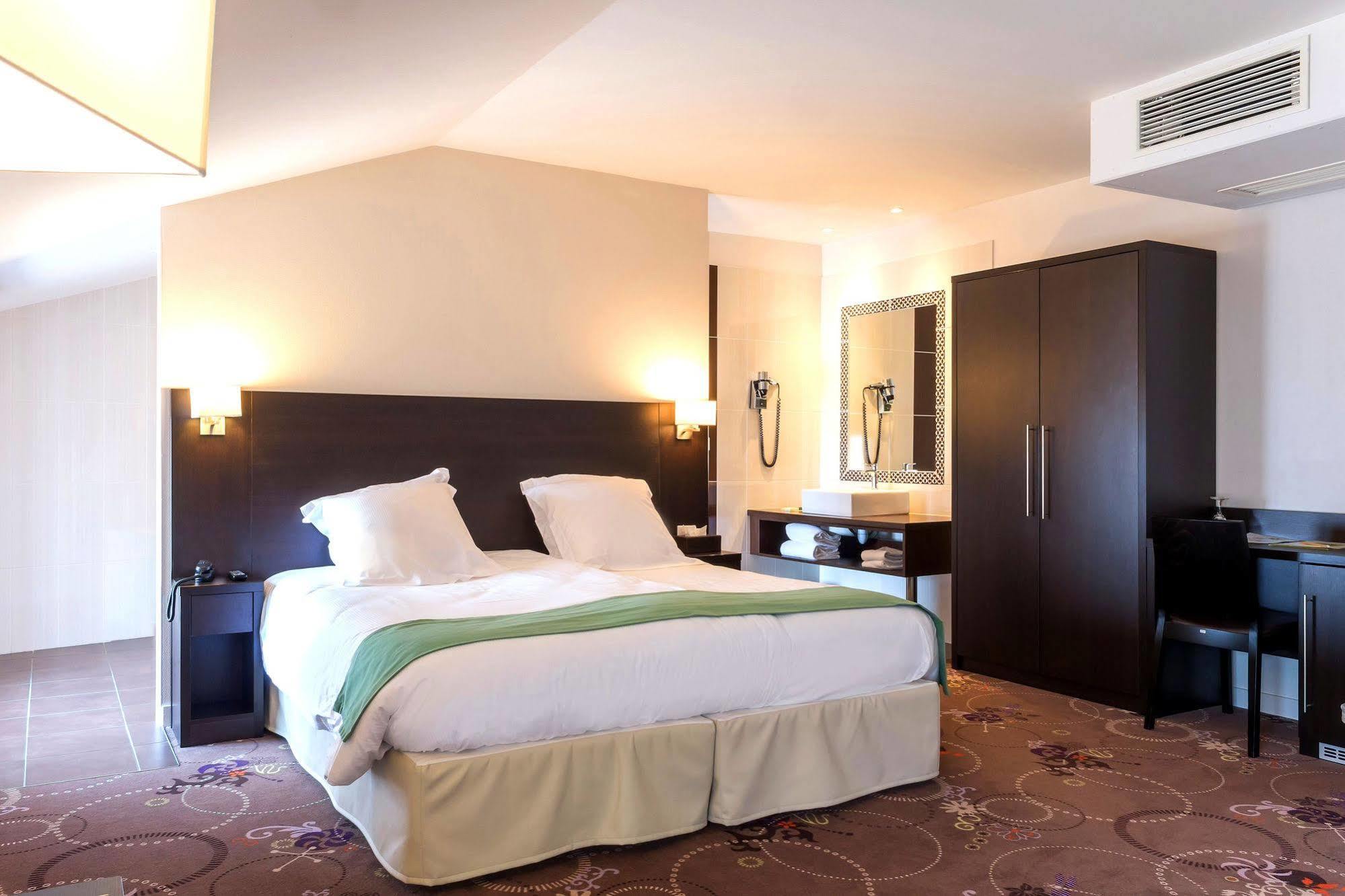 La Rose Hotel Julienas Ngoại thất bức ảnh