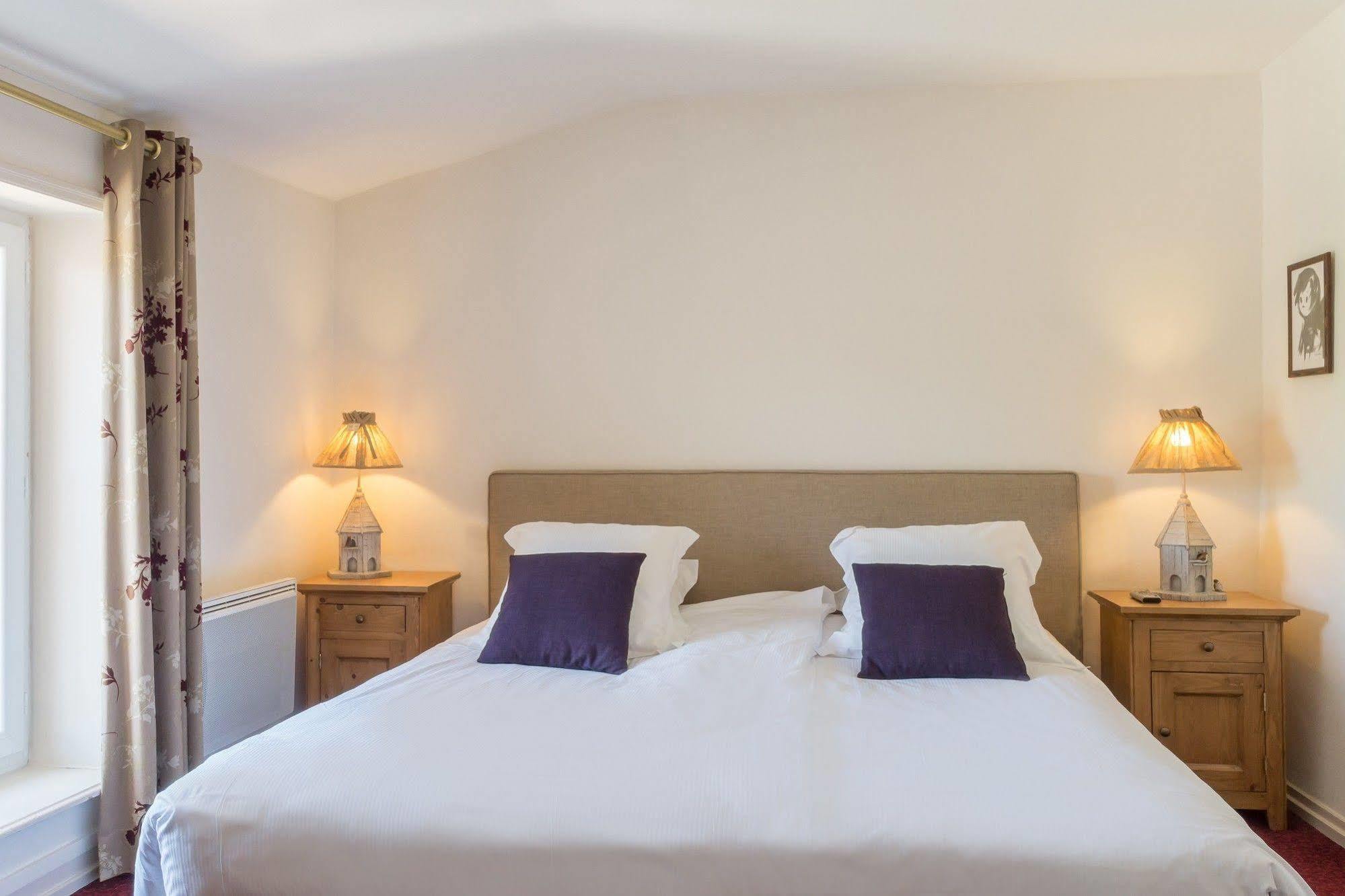 La Rose Hotel Julienas Ngoại thất bức ảnh