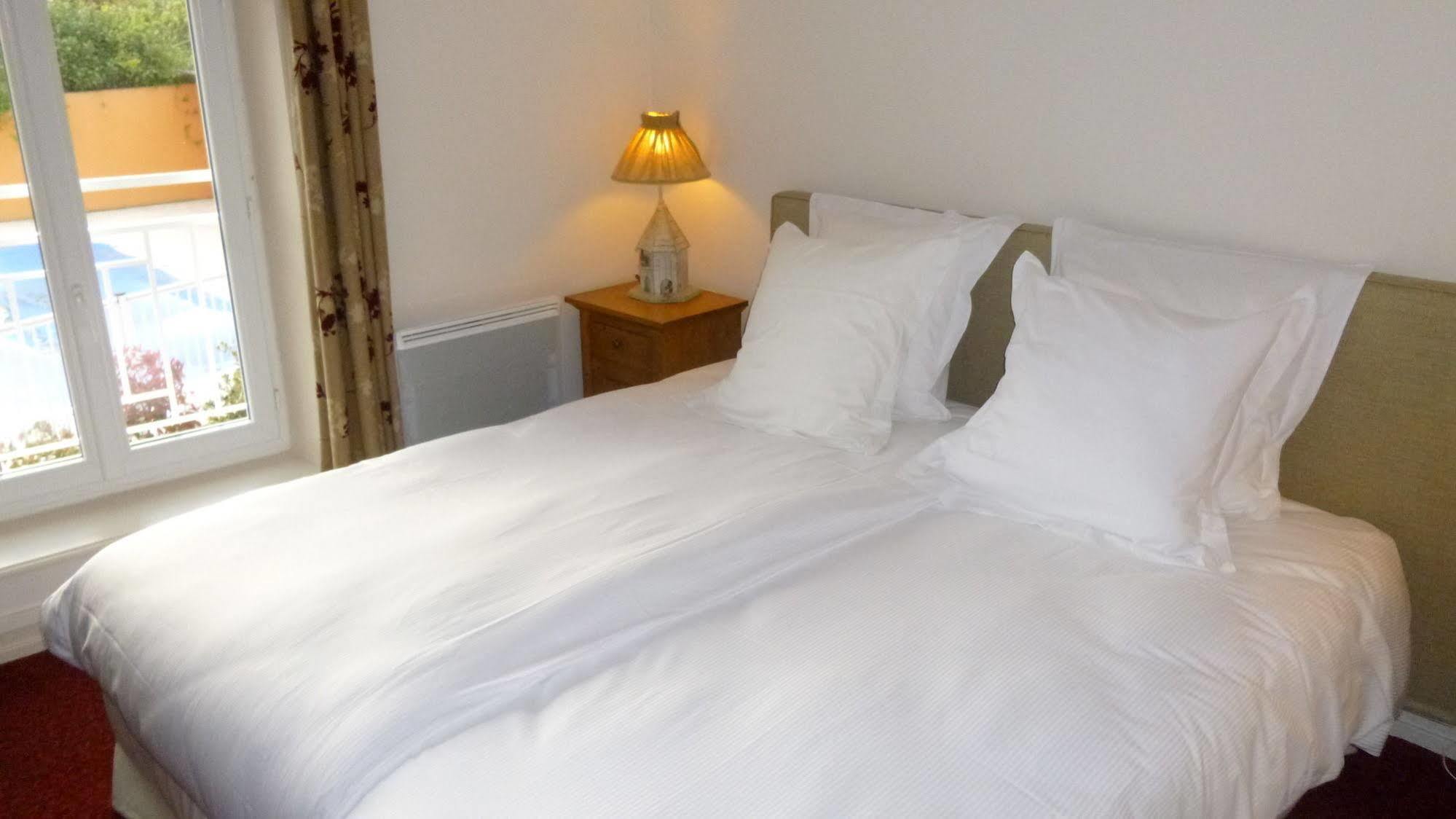 La Rose Hotel Julienas Ngoại thất bức ảnh